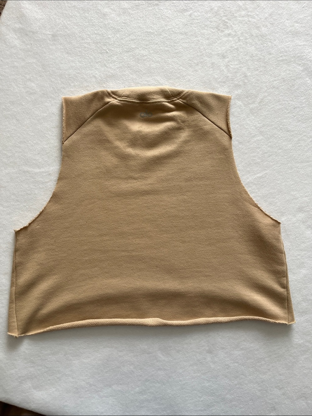 ALO Yoga Cropped Raw-Edge Tank Top — Beige/Tan - Picture 5 of 7